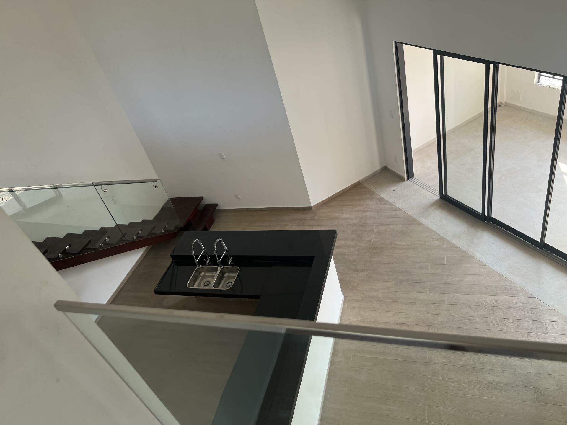 Imagem de Apartamento em Flecheiras - 203m², Moderno e Sofisticado